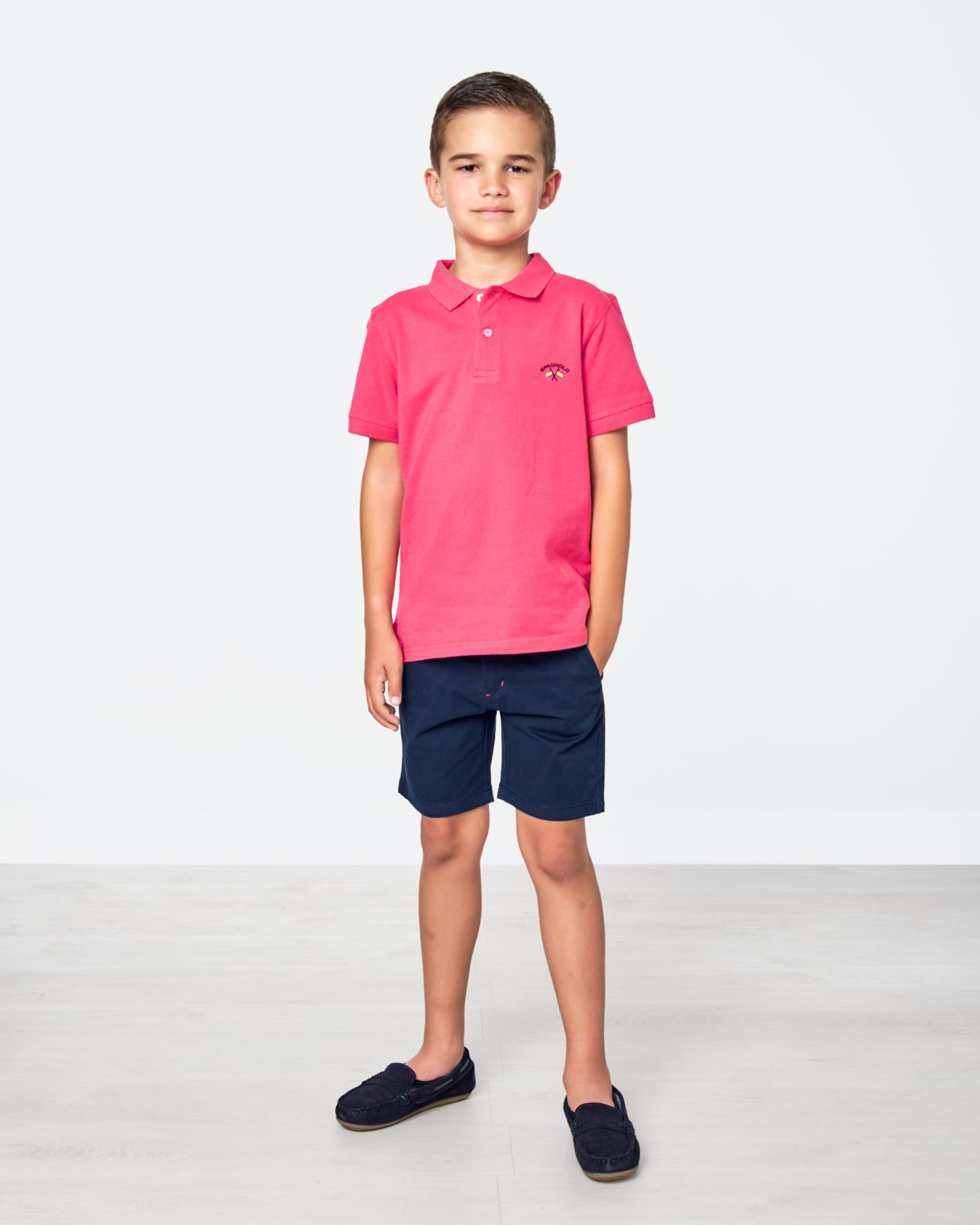 POLO DE NINO PIQUE LISO FUCSIA Color 000029 REF. 000029 Talla 02