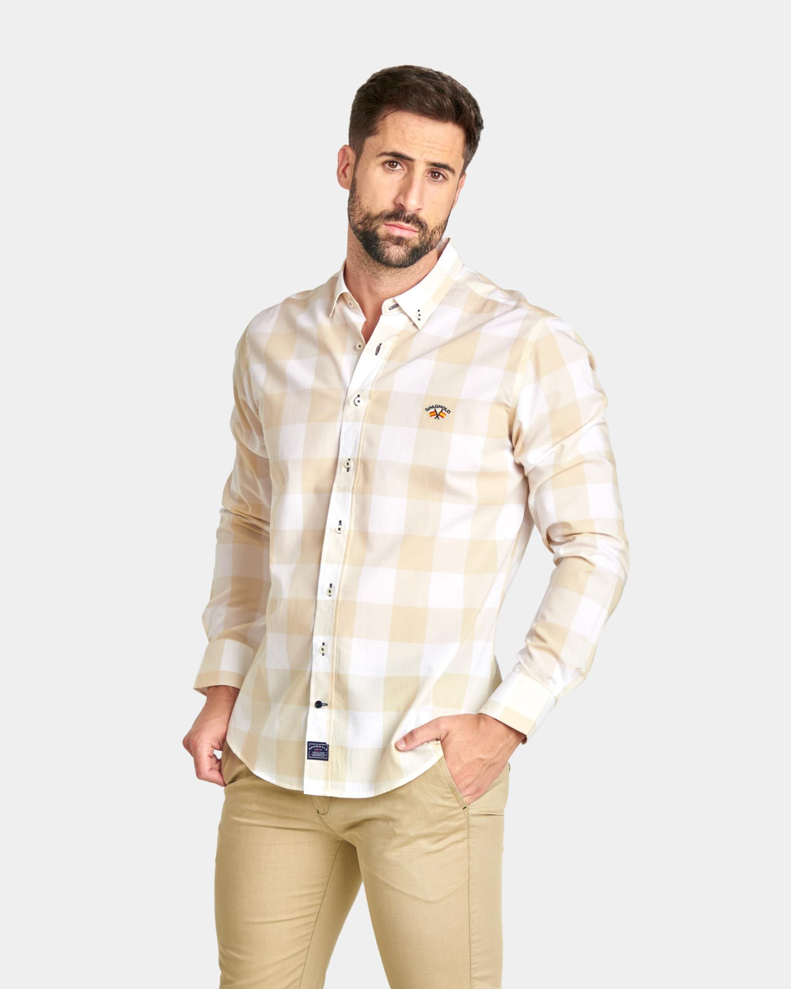 CAMISA DE HOMBRE POPELIN CUADROS BEIGE Color 000111 REF. 000111 Talla 01