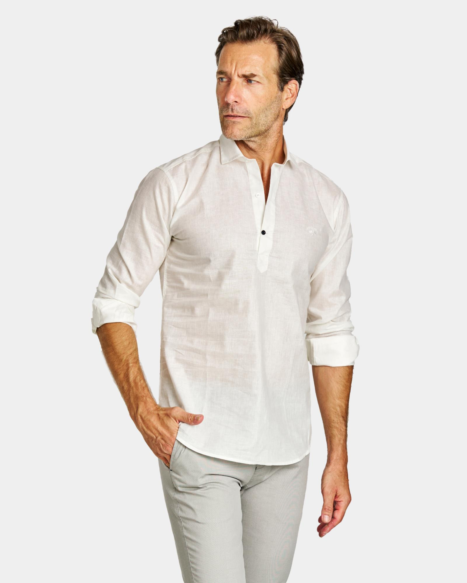 CAMISA POLERA DE HOMBRE LINO REGULAR CUELLO CUTAWAY LISO Color 000001 REF. 000001 Talla 01