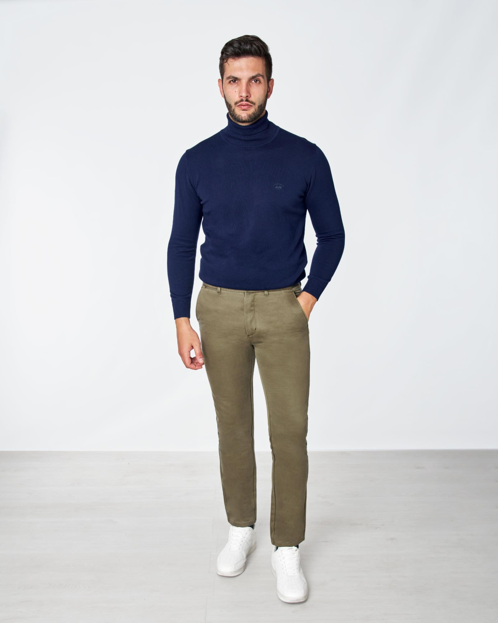PANTALON CHINO GABARDINA ESTAMPADA VERDE